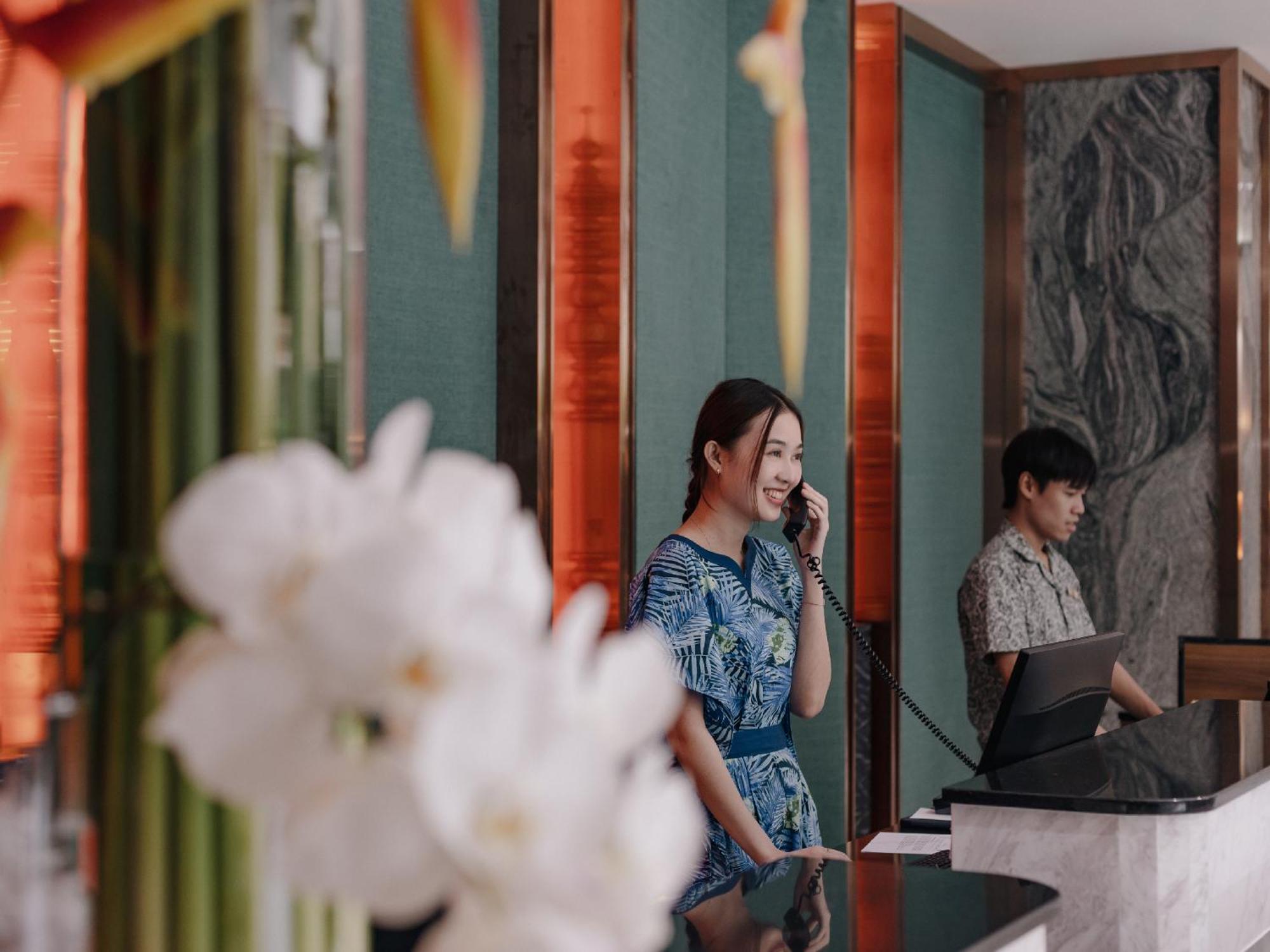 Nysa Hotel Bangkok Sukhumvit 11 Екстер'єр фото Concierge at Mandarin Oriental, Bangkok