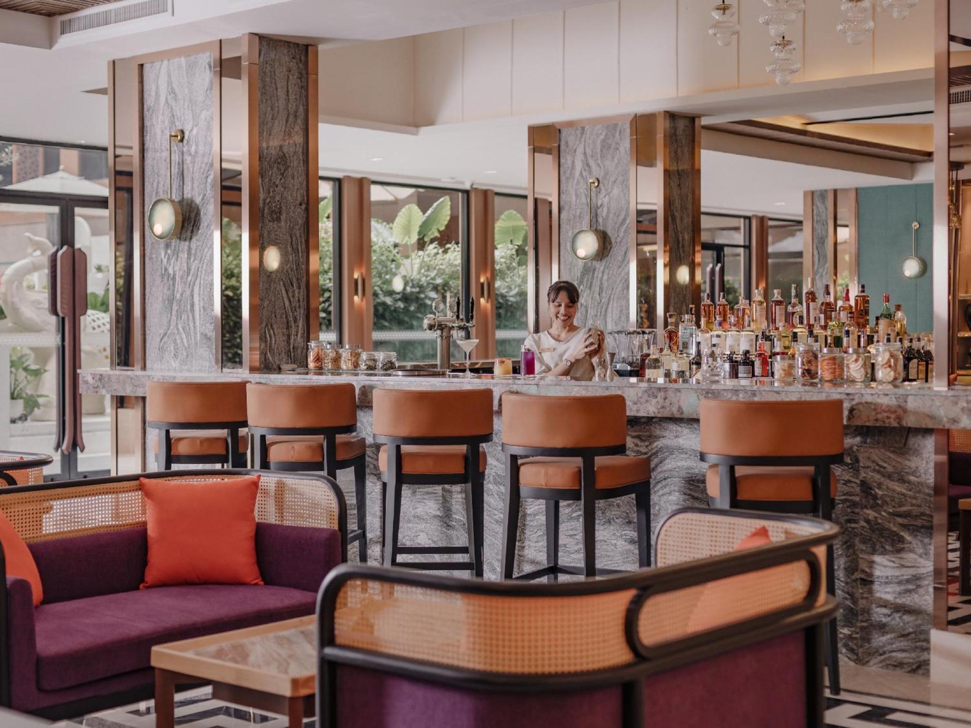Nysa Hotel Bangkok Sukhumvit 11 Екстер'єр фото The bar at the lobby