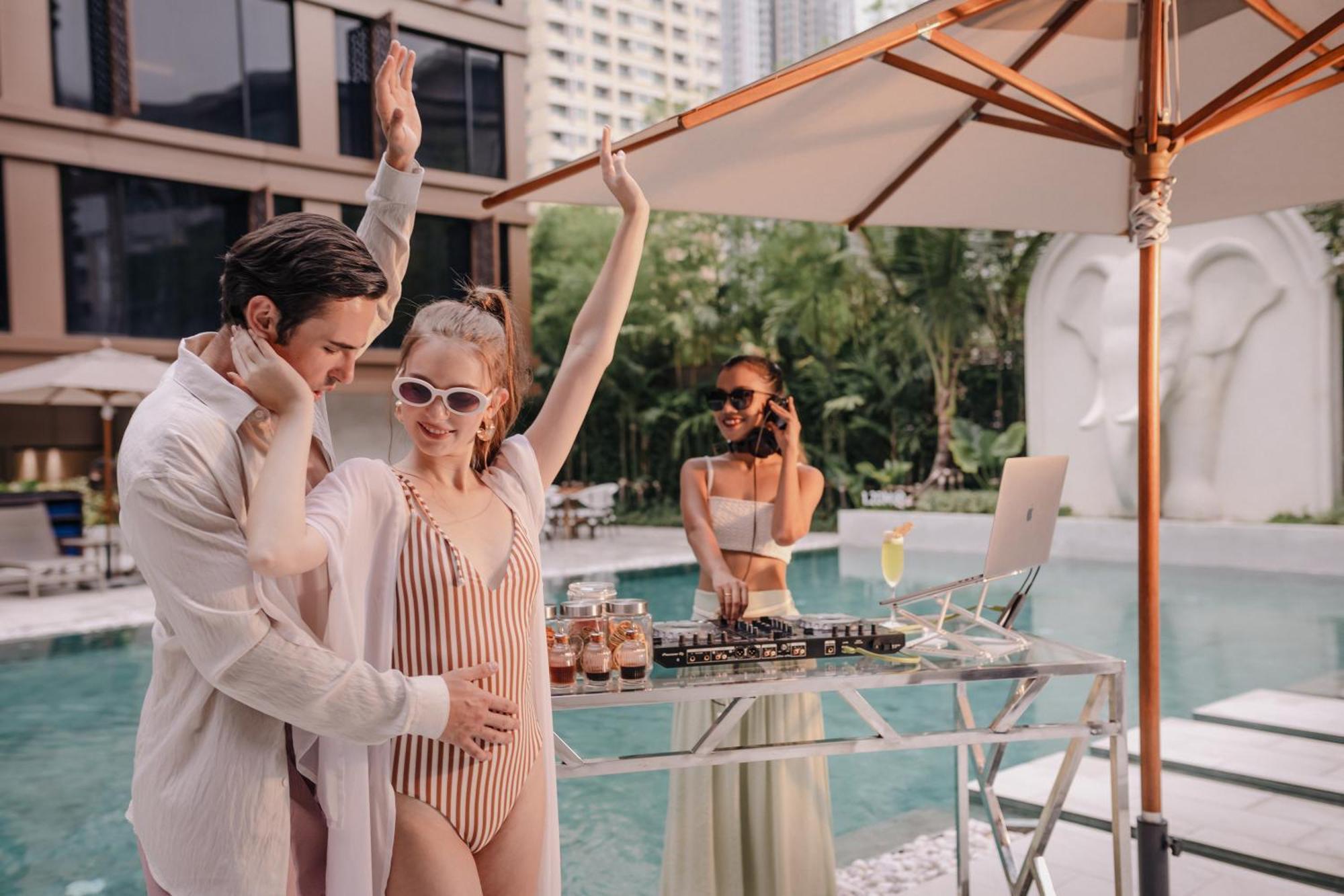 Nysa Hotel Bangkok Sukhumvit 11 Екстер'єр фото The Pool Club