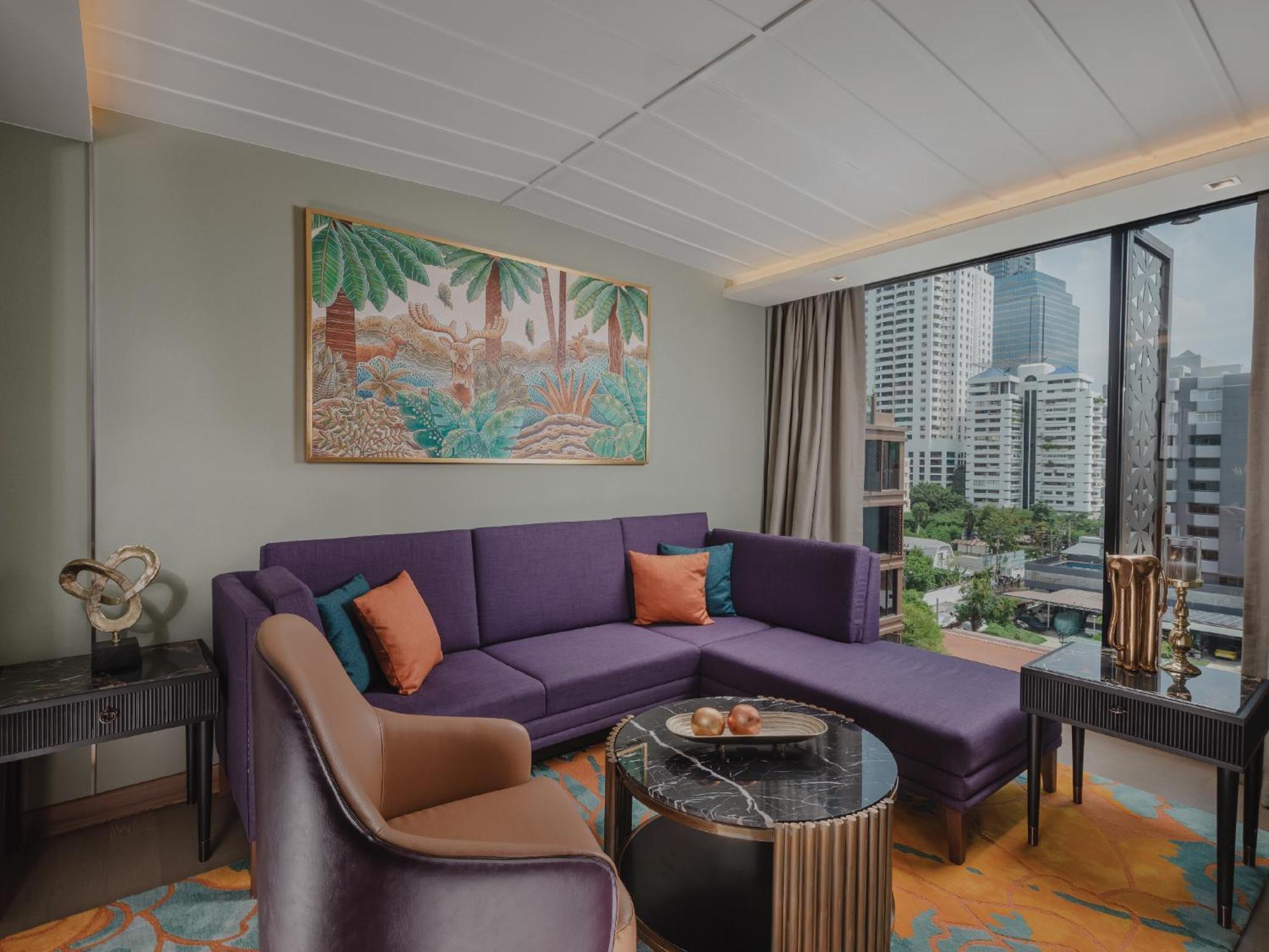 Nysa Hotel Bangkok Sukhumvit 11 Екстер'єр фото Living room of a suite