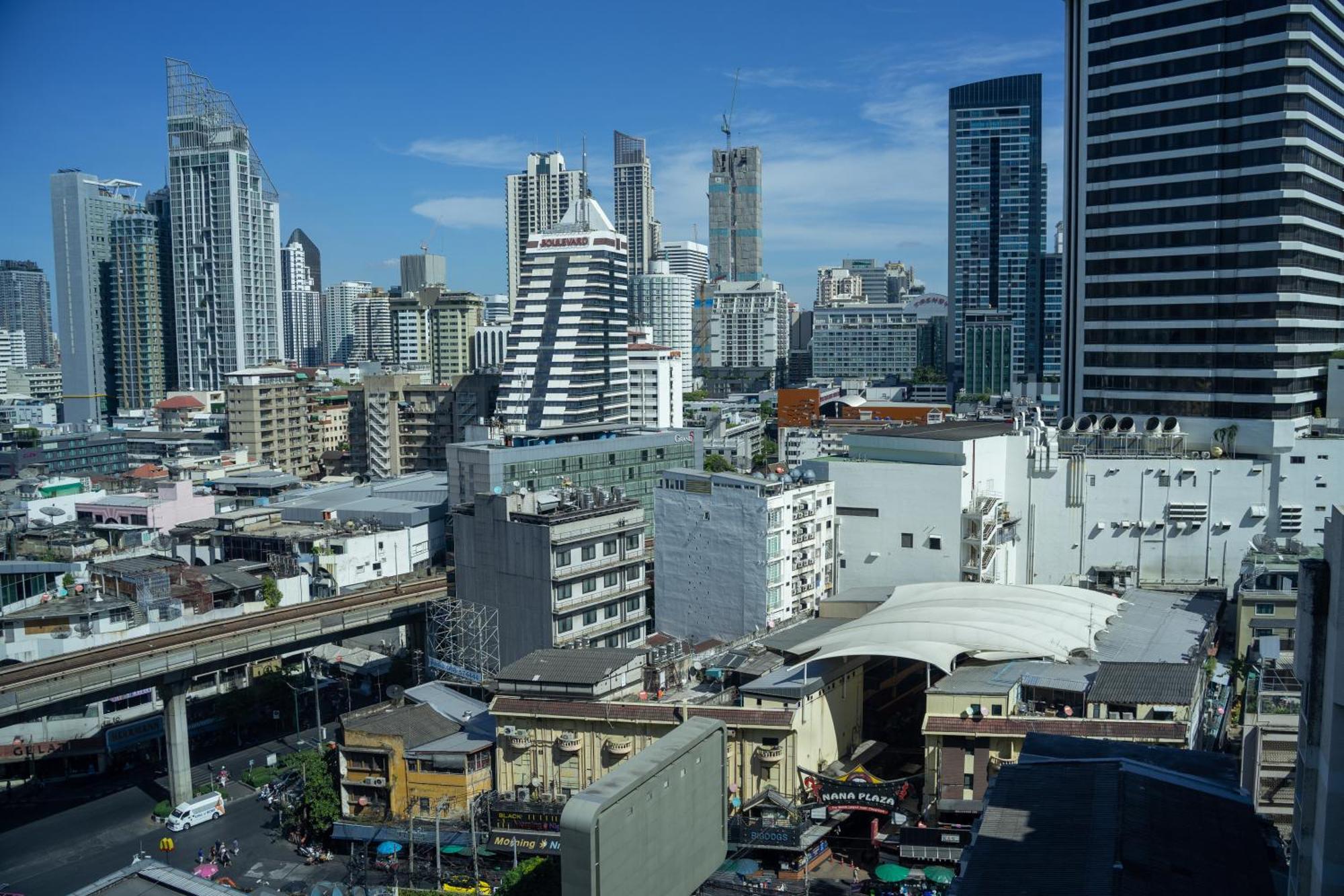 Nysa Hotel Bangkok Sukhumvit 11 Екстер'єр фото San Diego skyline